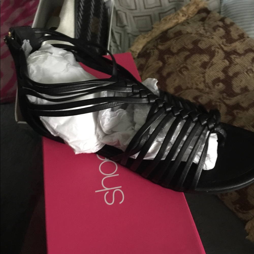 Sandals - Picture 3 of 3